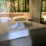 One Bedroom * Split