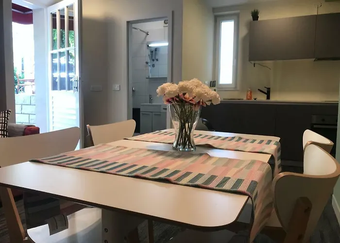 One Bedroom * 스플리트